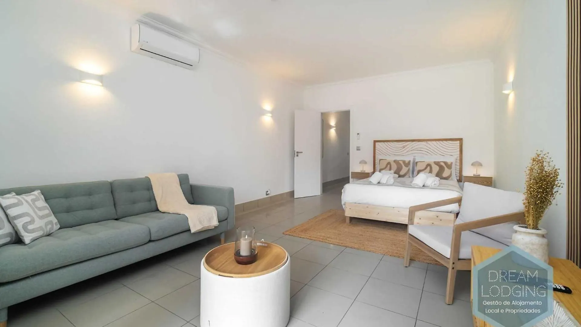Casablanca Dream Lodging Albufeira Apartment